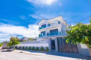 Palm villa 28 - Villa in VungTau Pool, Karaoke, Bida